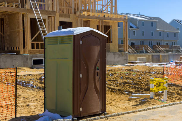 Best Temporary restroom rental  in Le Claire, IA