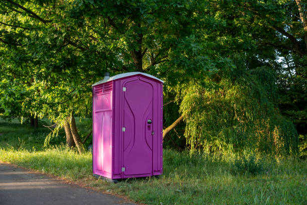 Best Construction site porta potty rental  in Le Claire, IA