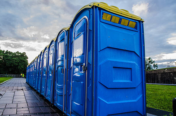 Best Portable toilet rental cost  in Le Claire, IA